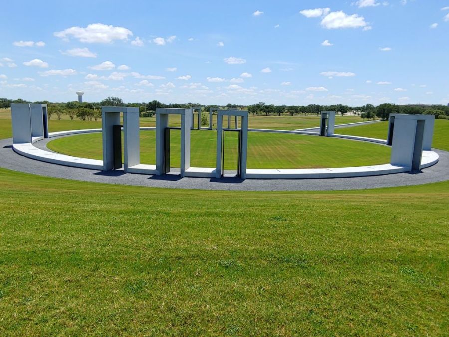 Bonfire Memorial-November 18, 1999 2:42 A.M.  (100-plus pics by&nbsp;author)